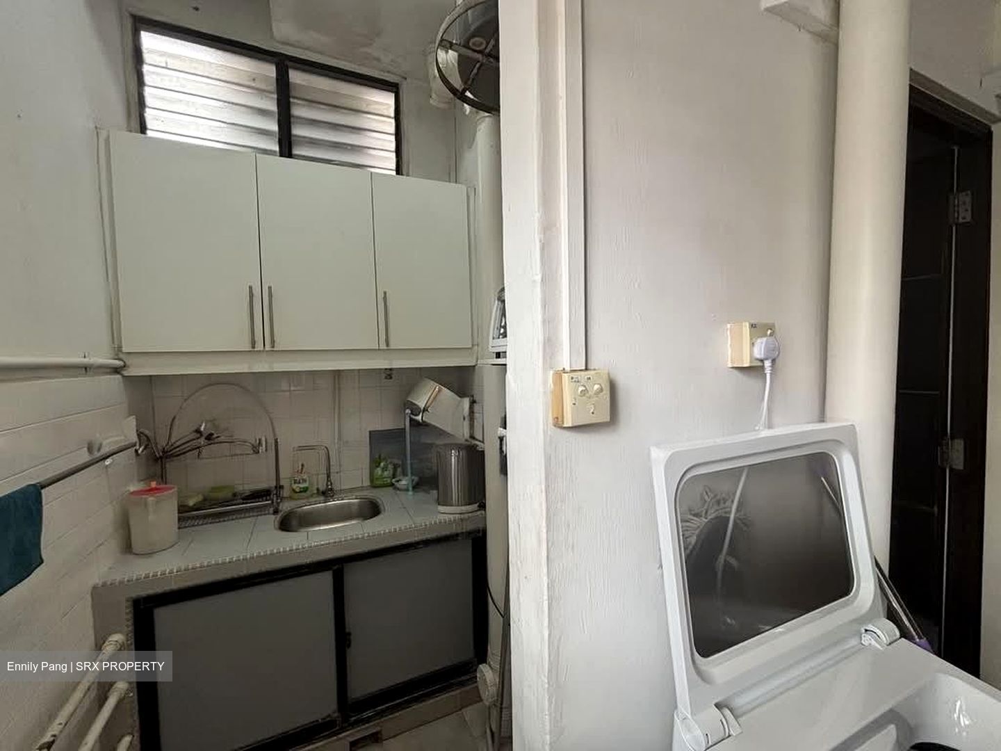 Clementi Avenue 2 Shopping Centre (D5), Shop House #568245501